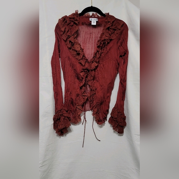 Fashion Top - Picture 1 of 3